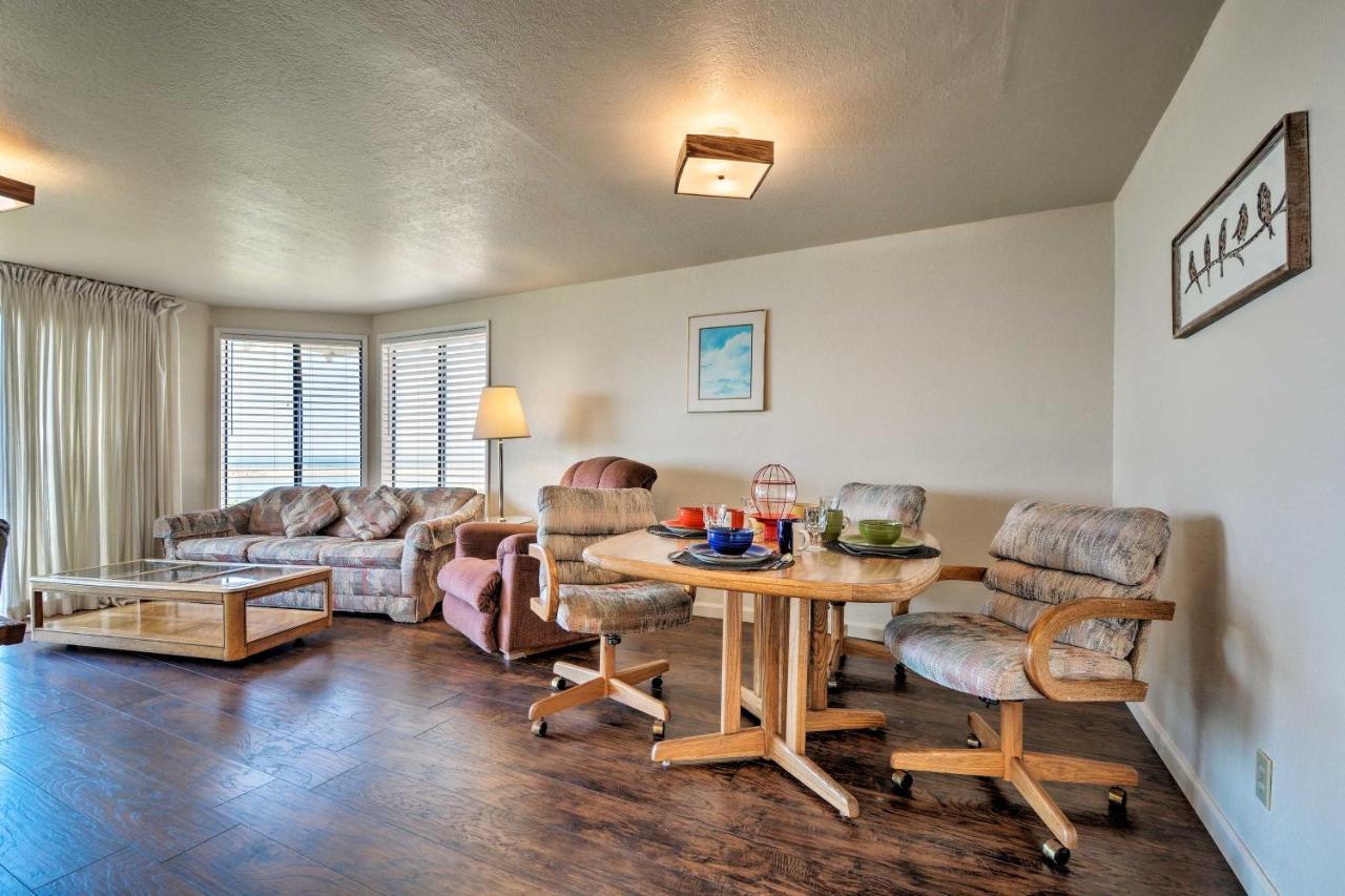 Smith River Vintage Cabin Oceanfront Deck And Views エクステリア 写真