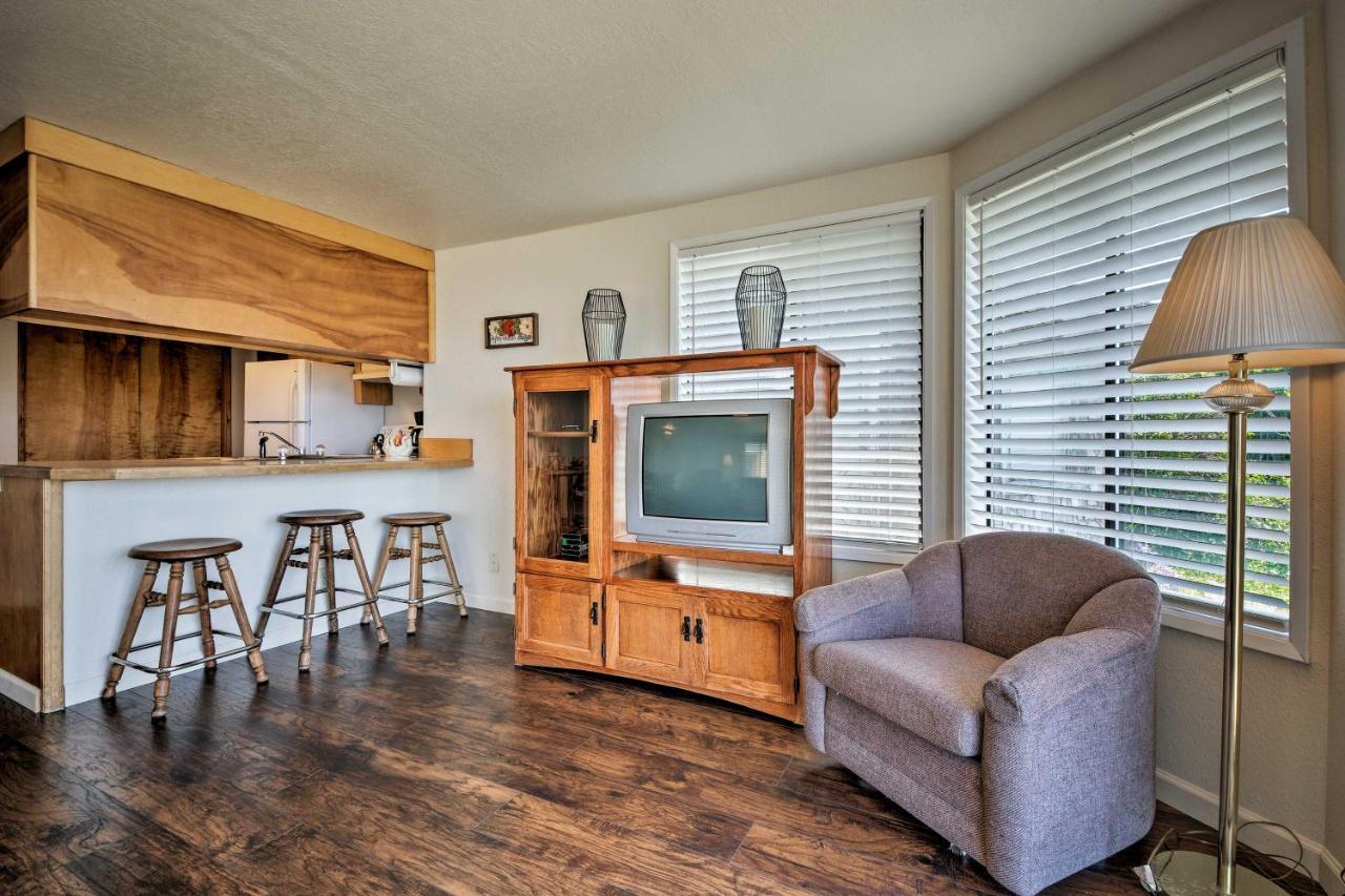 Smith River Vintage Cabin Oceanfront Deck And Views エクステリア 写真